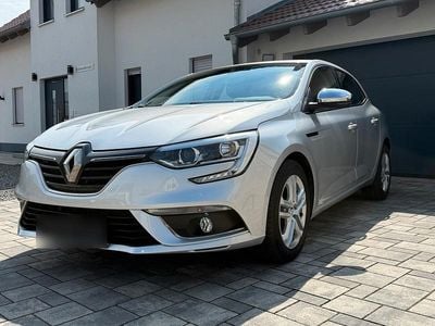 Second-hand Renault Mégane IV 100 CP (73 kW) 2016 Argintiu Berlinǎ