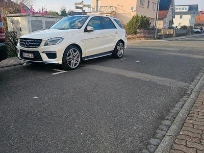 Gebraucht Mercedes ML63 AMG 525 PS (386 kW) 2012 Weiß SUV