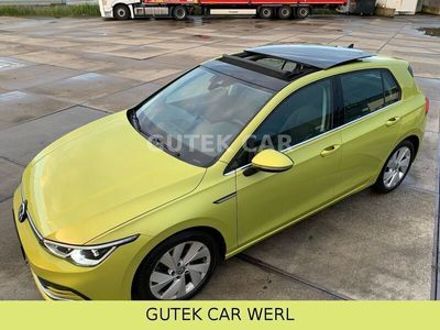 gebraucht VW Golf VIII Lim. Style-IQ.Light-NAVI-LED-PANORAMA-