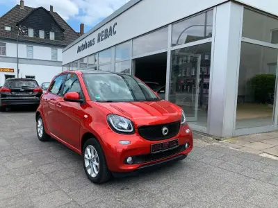 Gebraucht Smart ForFour Basis 71 PS (52 kW) 2019 Rot Kleinwagen