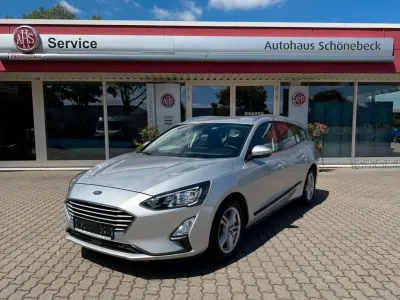 Gebraucht Ford Focus Cool & Connect 120 PS (88 kW) 2020 Silber Limousine