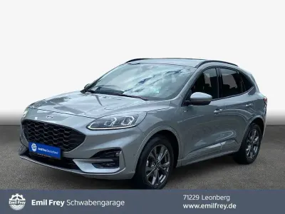Gebraucht Ford Kuga ST-Line 150 PS (110 kW) 2023 Solar silver metallic SUV