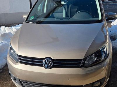 Gebraucht VW Touran Life 140 PS (102 kW) 2013 Beige Van / Kleinbus