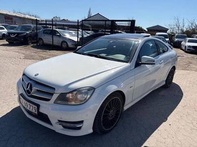 Gebraucht Mercedes C180 AMG 156 PS (114 kW) 2011 Weiß Coupé