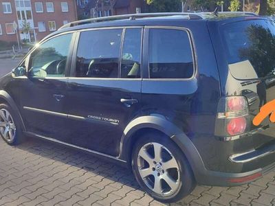 gebraucht VW Touran 1.9 TDI DPF DSG Highline