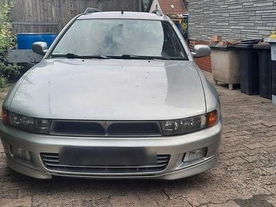Mitsubishi Galant