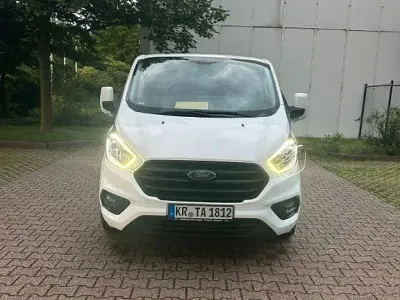 Gebraucht Ford Transit 131 PS (96 kW) 2021 Weiß Van / Kleinbus