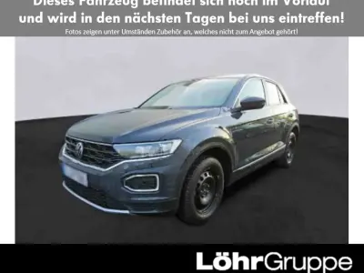 Second-hand VW T-Roc Style 150 CP (110 kW) 2021 Gri SUV