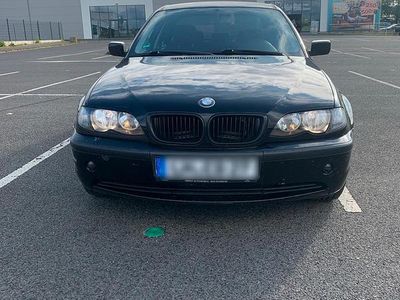 Schwarz Gebraucht 2004 BMW 316 Limousine | 2.500 € (Etwas zu teuer)