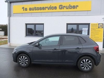 Gebraucht VW Polo Active 95 PS (69 kW) 2022 Grau Kleinwagen