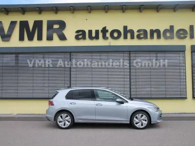 Neu VW Golf VIII 150 PS (110 kW) 2026 Silber Limousine
