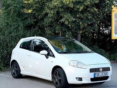 Gebraucht Fiat Punto 94 PS (69 kW) 2006 Weiß Kleinwagen