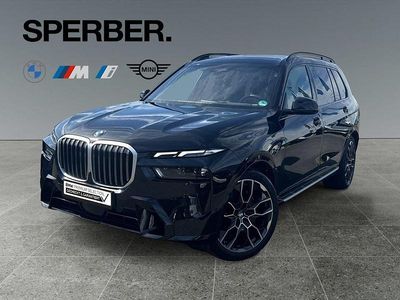 Second-hand BMW X7 Sport Line 381 CP (280 kW) 2025 Negru SUV
