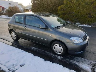 Second-hand Toyota Corolla 97 CP (71 kW) 2002 Gri Berlinǎ