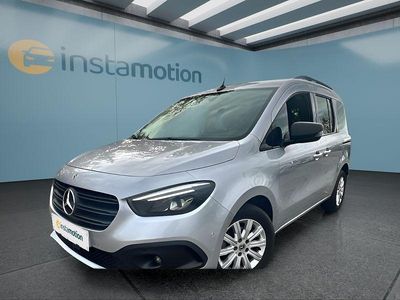 Silber Gebraucht 2021 Mercedes Citan 113 Van / Kleinbus | 22.599 € (Fairer Preis)