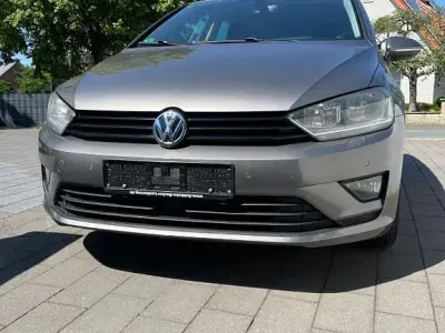 Gebraucht VW Golf Sportsvan Comfortline 110 PS (80 kW) 2014 Beige Van / Kleinbus