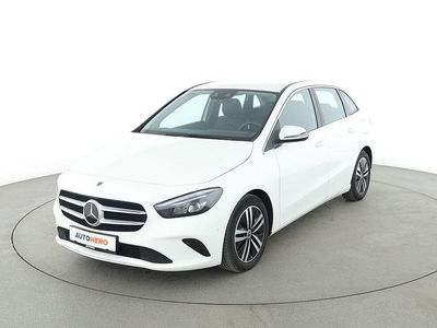 Weiß Gebraucht 2022 Mercedes B200 Progressive Van / Kleinbus | 25.770 € (Guter Preis)