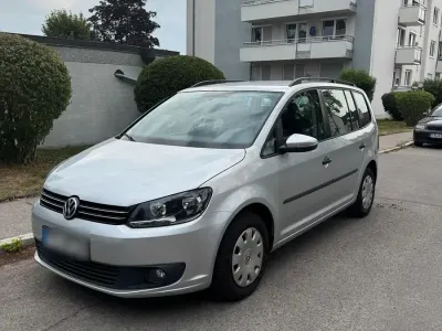 Gebraucht VW Touran 105 PS (77 kW) 2015 Silber Van / Kleinbus