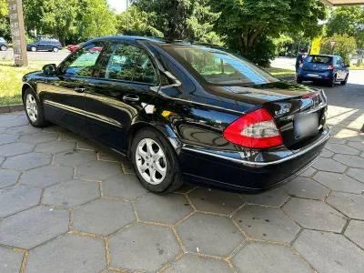 Gebraucht Mercedes E220 170 PS (125 kW) 2008 Schwarz Limousine