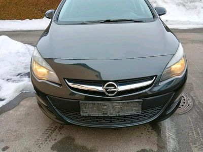 Gebraucht Opel Astra 165 PS (121 kW) 2015 Schwarz Kombi