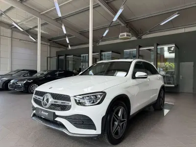 Gebraucht Mercedes GLC200 AMG 197 PS (144 kW) 2020 Polarweiss  unilack SUV