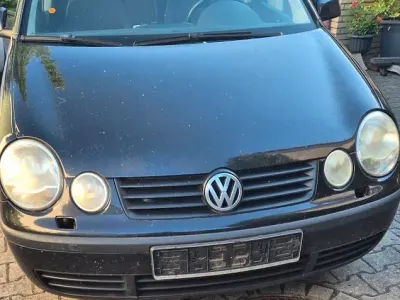 Gebraucht VW Polo 64 PS (47 kW) 2002 Schwarz Kleinwagen