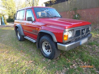 Gebraucht Nissan Patrol 115 PS (84 kW) 1992 Rot SUV