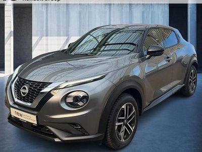 Usado Nissan Juke N-Connecta 114 HP (83 kW) 2025 Cinzento SUV