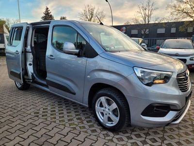 Grau Gebraucht 2020 Opel Combo Life Van / Kleinbus | 11.950 € (Etwas zu teuer)