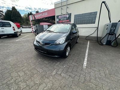 Usata Toyota Aygo 68 CV (50 kW) 2006 Grigio Utilitaria