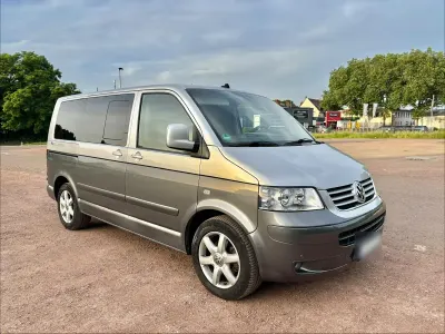 Gebraucht VW Multivan 174 PS (127 kW) 2007 Grau Van / Kleinbus