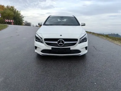 Gebraucht Mercedes CLA220 Shooting Brake 177 PS (130 kW) 2017 Weiß Kombi