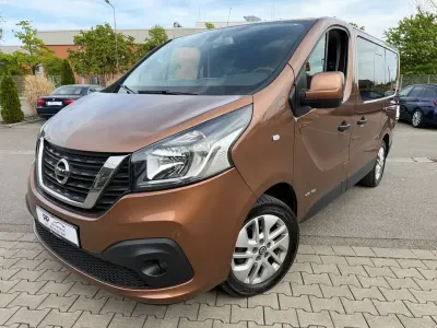 Gebraucht Nissan NV300 Premium Edition 145 PS (106 kW) 2017 Braun Van