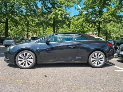 Gebraucht Opel Cascada 140 PS (102 kW) 2013 Schwarz Cabrio