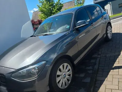 Gebraucht BMW 116 136 PS (100 kW) 2012 Schwarz Kleinwagen