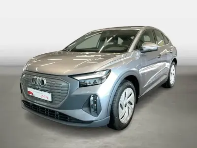 Używany Audi Q4 Sportback e-tron Comfort 125 kW (170 KM) 2023 Szary SUV