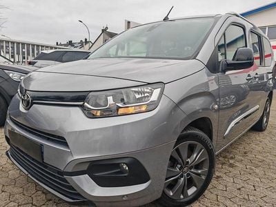 Gebraucht Toyota Proace Verso City 131 PS (96 kW) 2022 Grau Kombi