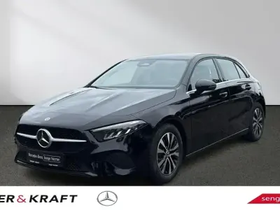 Gebraucht Mercedes A180 136 PS (100 kW) 2025 Schwarz Limousine