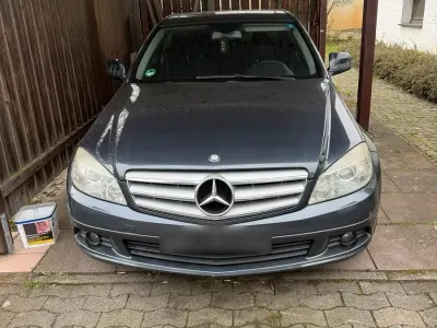 Gebraucht Mercedes C220 170 PS (125 kW) 2007 Grün Limousine