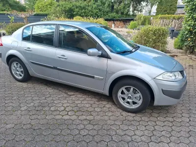 Brugt Renault Mégane 2006 Sølv Sedan