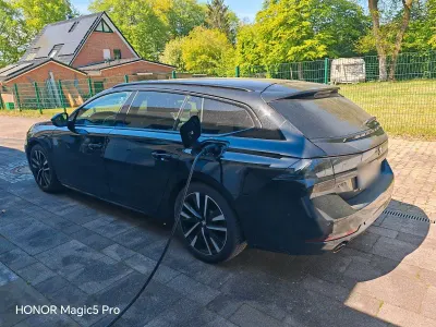 Gebraucht Peugeot 508 Allure 224 PS (164 kW) 2021 Schwarz Kombi