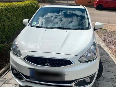 Second-hand Mitsubishi Space Star Plus 71 CP (52 kW) 2015 Alb Hatchback