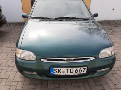 Gebraucht Ford Escort Cabriolet 90 PS (66 kW) 1997 Grün Cabrio