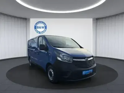 Usata Opel Vivaro 125 CV (91 kW) 2016 Blu Monovolume