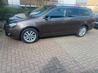 Gebraucht VW Golf VII 105 PS (77 kW) 2012 Braun Kombi