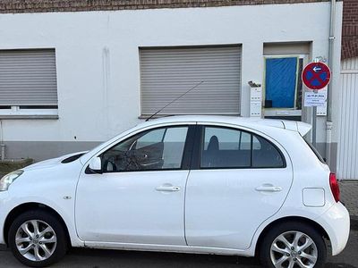 Weiß Gebraucht 2014 Nissan Micra Kleinwagen | 3.000 €