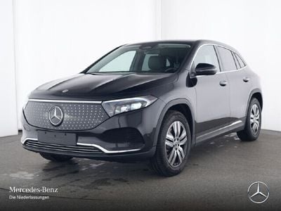 Mercedes EQA300