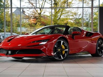 Gebraucht Ferrari SF90 1000 PS (735 kW) 2024 Rot Cabrio