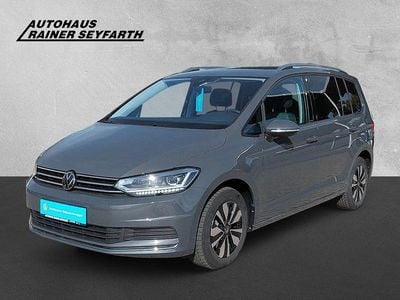 Gebraucht VW Touran Move 150 PS (110 kW) 2024 Grau Van / Kleinbus