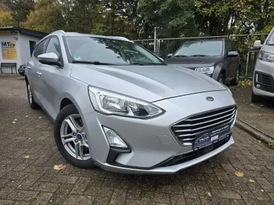 Gebraucht Ford Focus 120 PS (88 kW) 2019 Silber Kombi